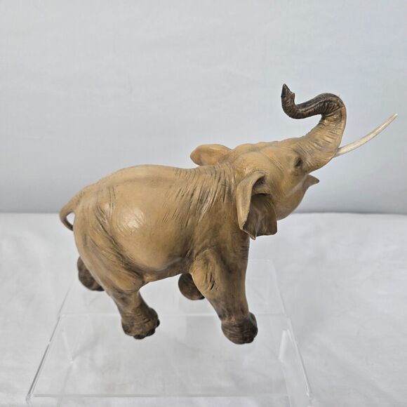 Bull Elephant Figurine Signed by Guido Cacciapuoti 10" x 8" x 4" Italy - Picture 6 of 12